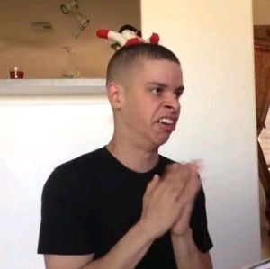 Meet your Posher, Mari